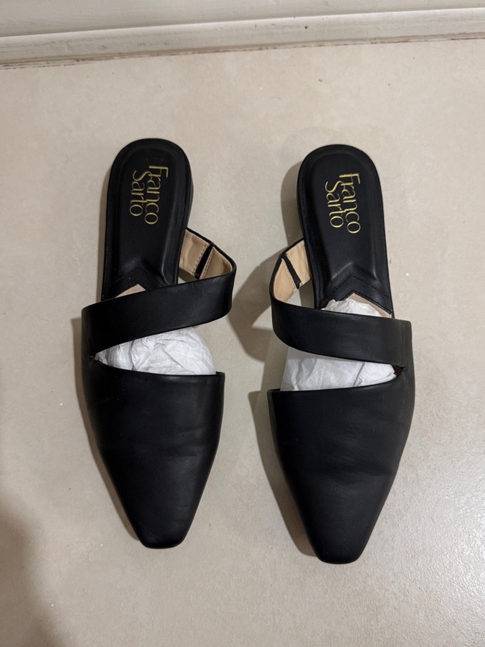 Franco Sarto Black Pointed-Toe Flats